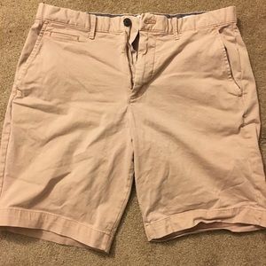 Men’s Khaki Shorts